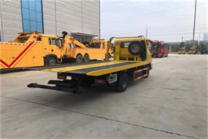 秀峰非事故拖车