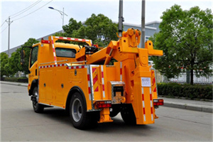 秀峰高速路拖车费