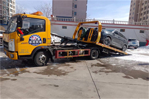 秀峰救援拖车费用怎么算